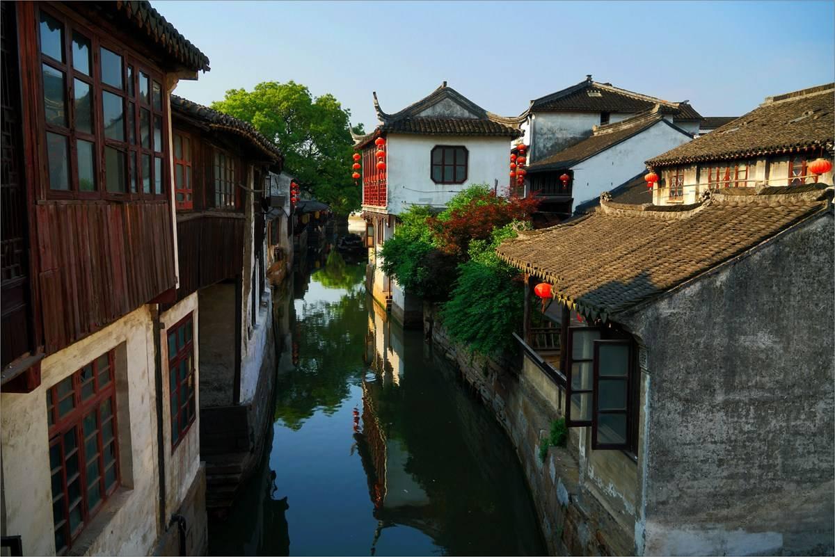 逃离橙园
